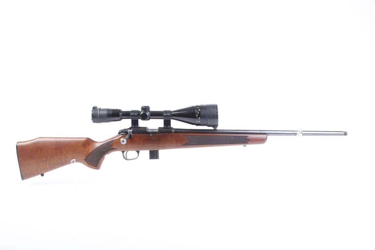 Ⓕ (S1) .22 Sako P94S bolt action rifle, 21½ ins barrel screw cut for moderator, 9 shot magazine,