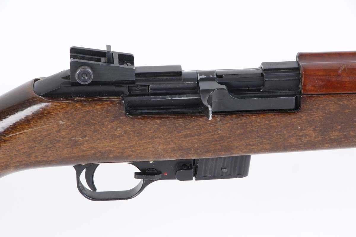 Ⓕ (S1) .22 Erma-Werke Mod. E M1 semi automatic rifle, 18 ins barrel with open sights, 5-shot - Image 3 of 6