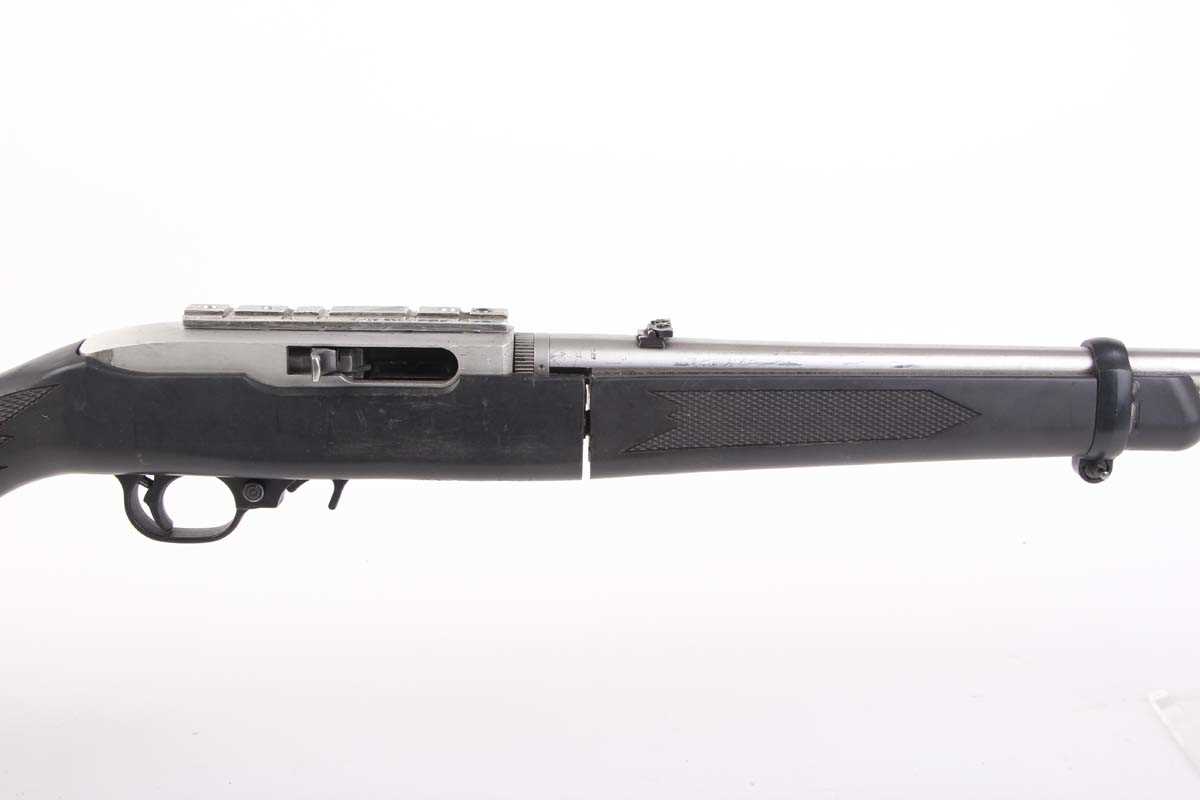 Ⓕ (S1) .22 Ruger 10/22 Takedown, 19 ins stainless steel barrel threaded for moderator, Raised bead - Image 3 of 7