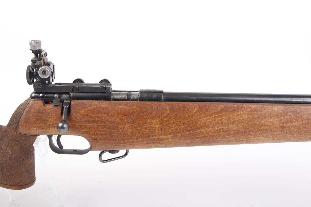 Ⓕ (S1) .22 Anschutz Model 64, Target Rifle, bolt action, 26 ins heavy target barrel, tunnel - Image 3 of 7