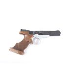 Ⓕ (S1) .32 Moravian Arms Co. 'Patriot' muzzle-loading target pistol, 5 shot block, wood grips, no.