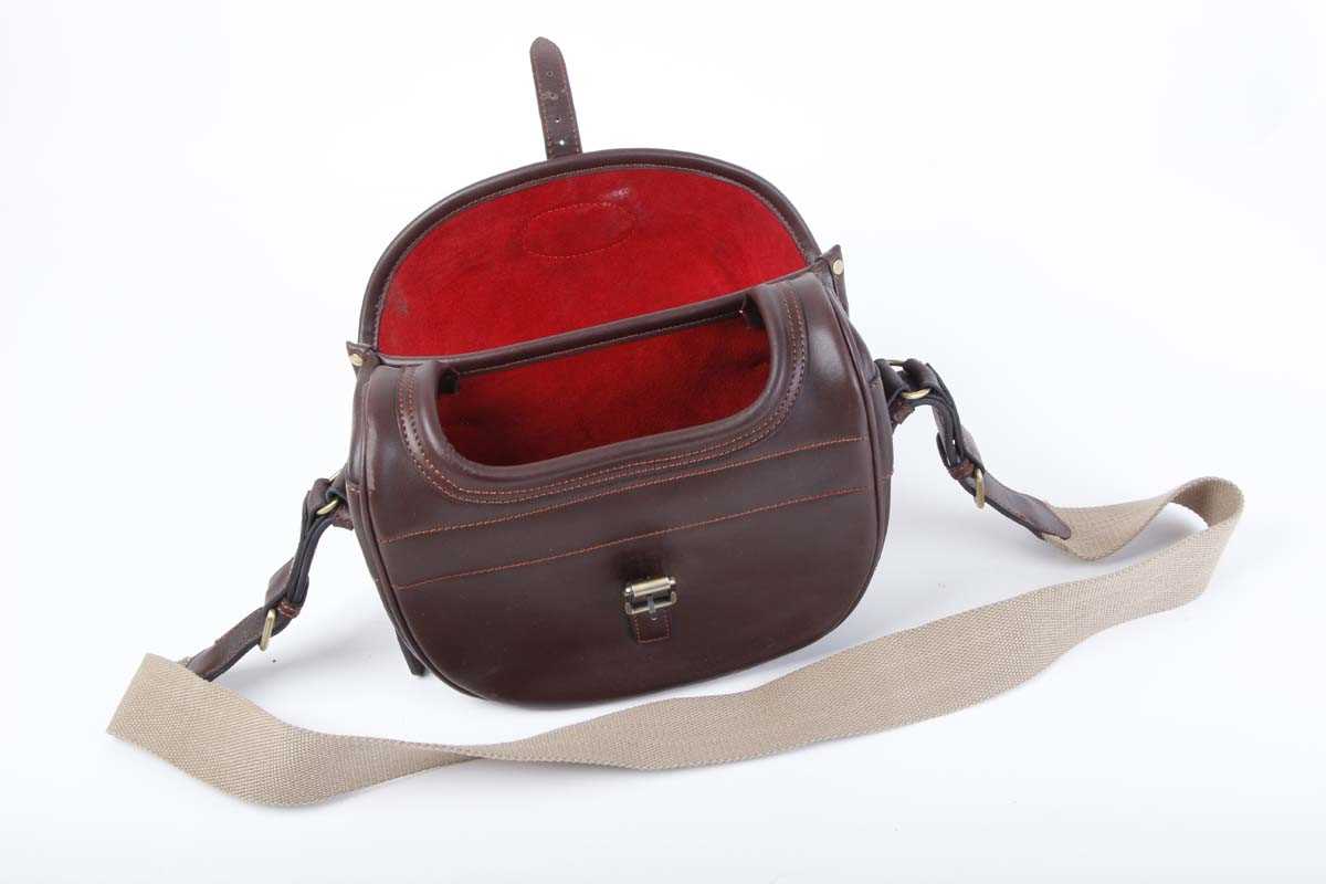 Brown leather 100-capacity cartridge bag