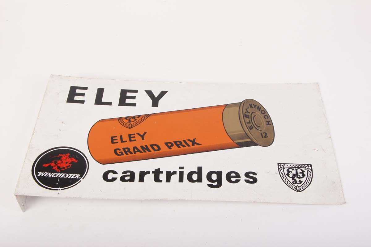 A vintage painted metal Eley Cartridges retailer sign, 22 ins x 12 ins - Image 4 of 4