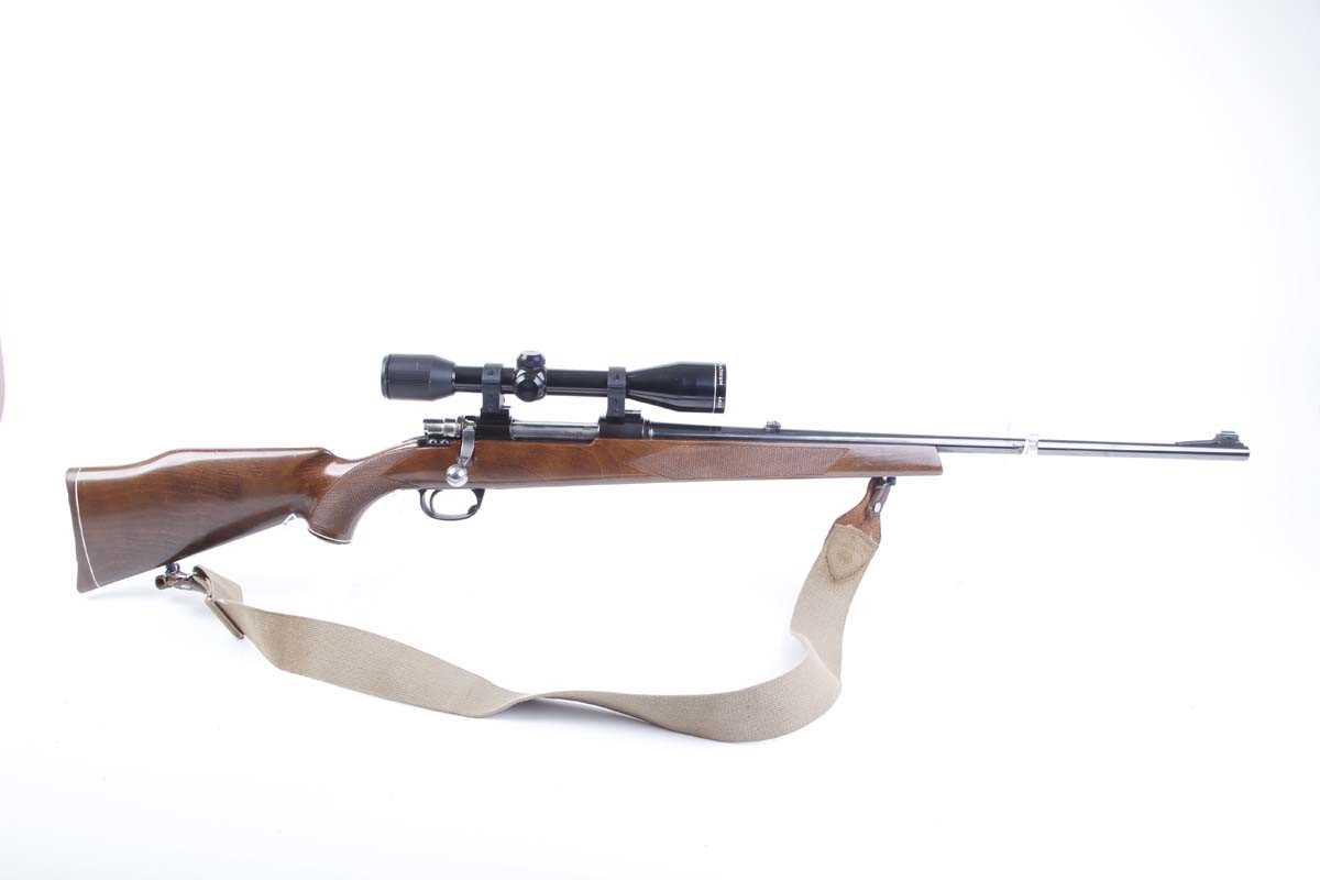 Ⓕ (S1) .308(Win) Parker Hale bolt action rifle, 24½ ins barrel, blade and folding notch sights,