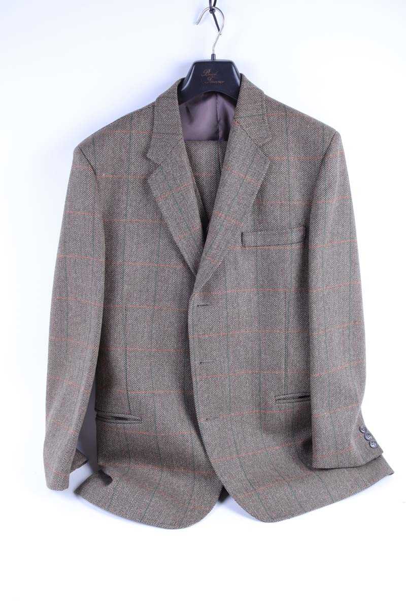 Keepers three piece tweed shooting suite, 40 ins chest; 34 ins waist, as new