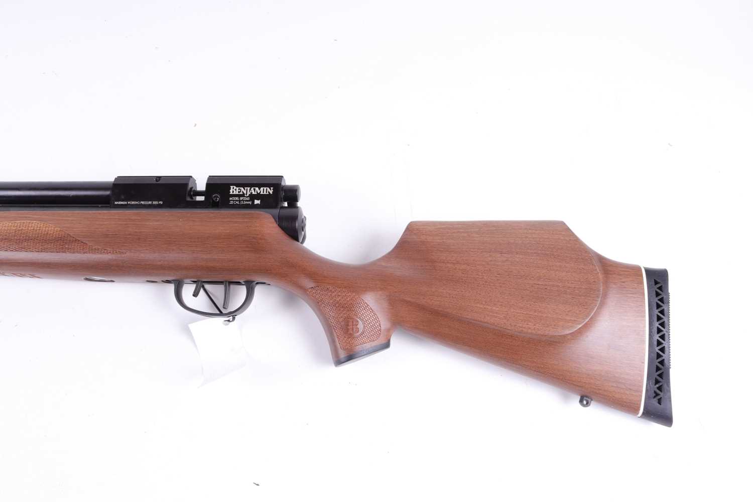 .22 Benjamin Marauder PCP air rifle (cylinder a/f), bolt action, with rotary magazine, no. - Image 7 of 9