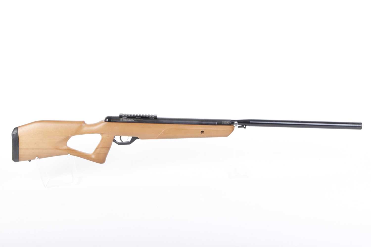 .22 Benjamin Trail break-barrel air rifle, tube mounted weaver scope rail, pistol grip stock with
