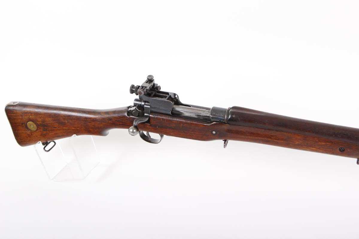 Ⓕ (S1) .303 Winchester P14 bolt-action service rifle, with protected blade and Parker Hale - Image 6 of 10