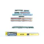 German N Gauge Coaching Stock, cased Fleischmann examples, 8162, 8160 (20 red/cream DB Trans Europ
