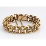 A 15ct gold bracelet, of knot design, with box clasp, 19cm long x 1.3cm marked 15ct, 22g