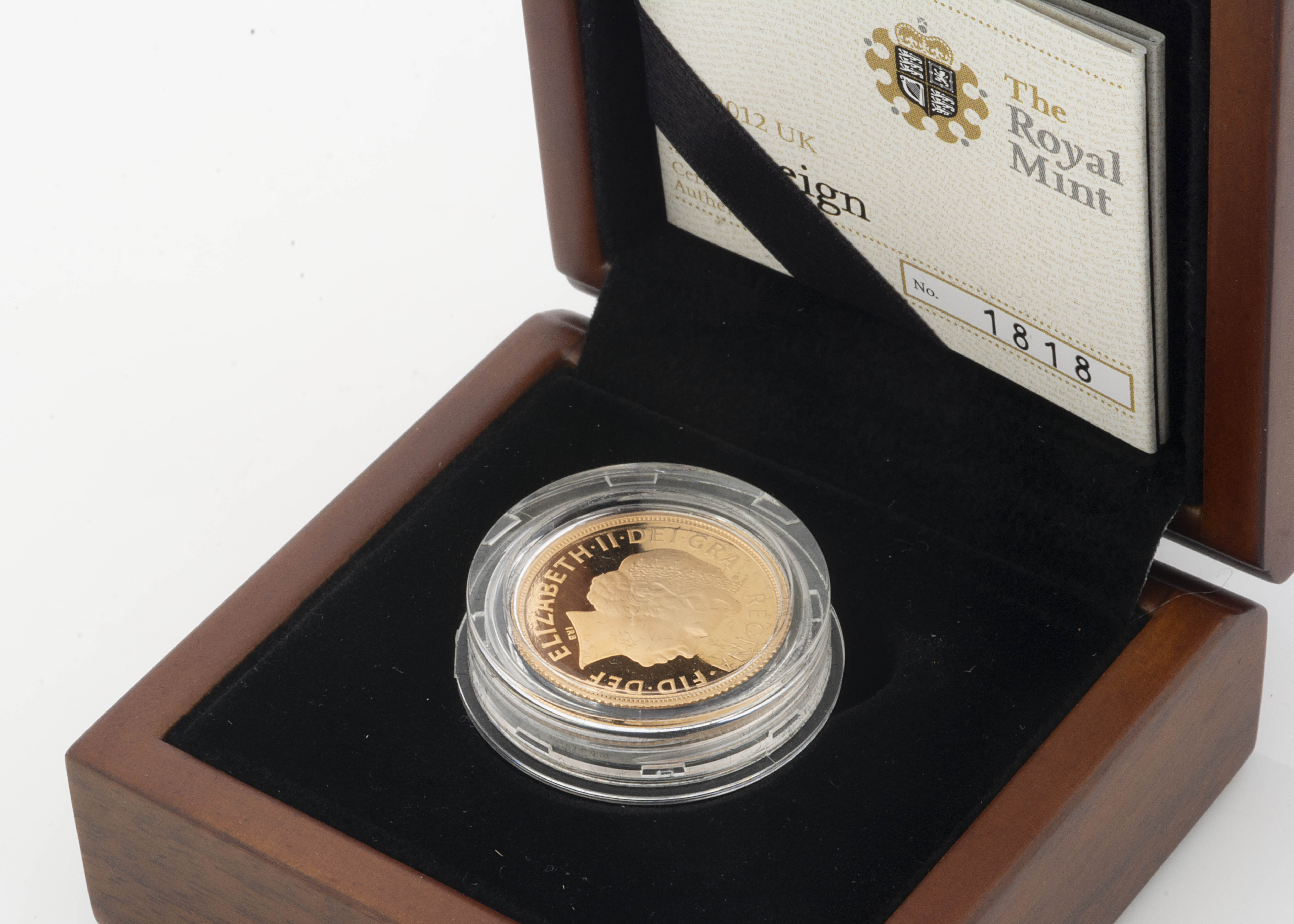 A Royal Mint Elizabeth II gold Proof full sovereign, dated 2012, EF, in box with certificate