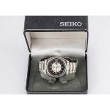 A Seiko 5 Automatic stainless steel wristwatch, boxed, running