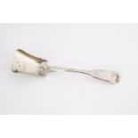 A George III Irish silver sugar shovel spoon from Mullen, 1.18 ozt, 15.5cm long, Dublin 1816 and