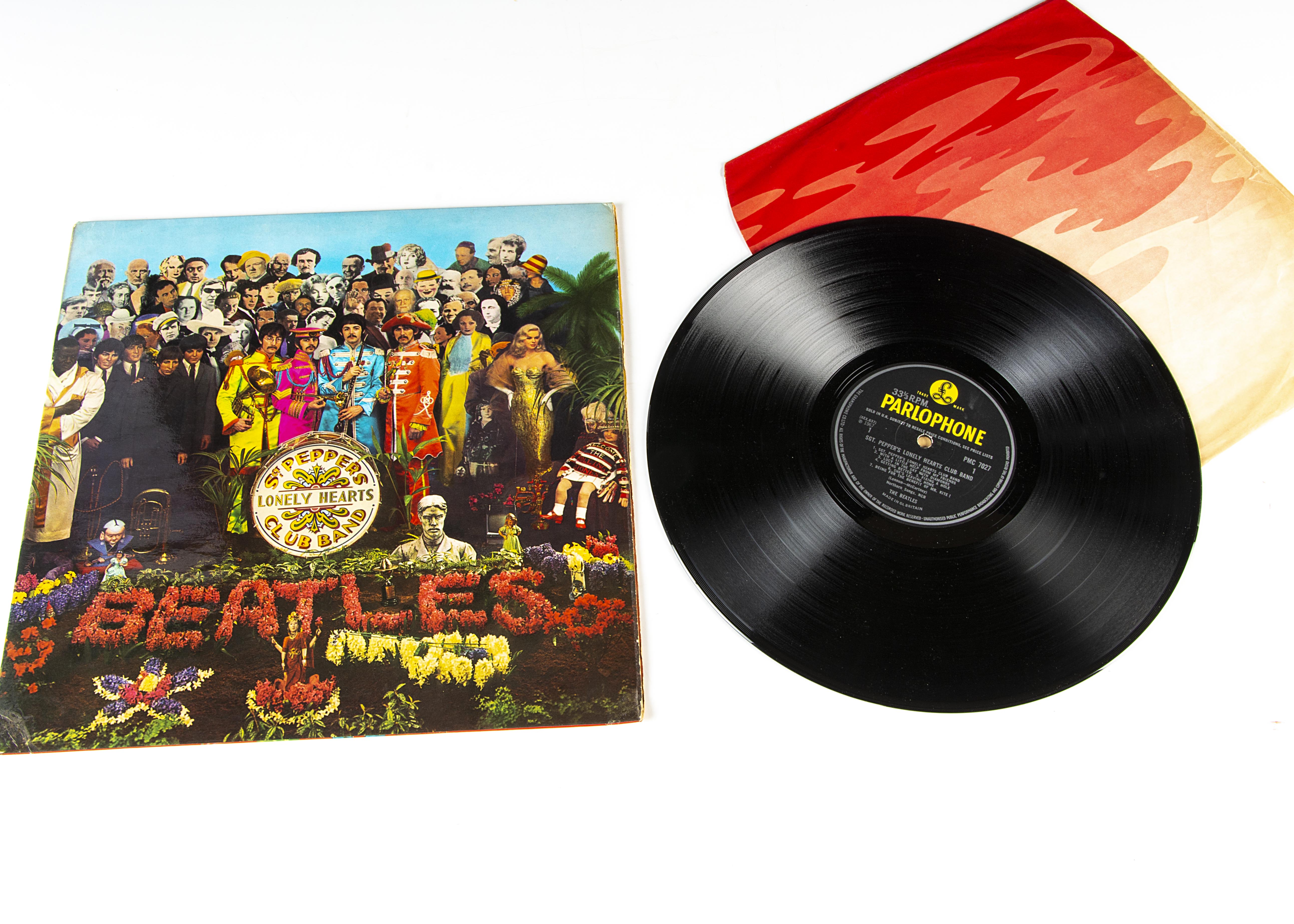 The Beatles LP, Sgt Pepper LP - Original UK Mono release 1967 on Parlophone (PMC 7027) - Laminated