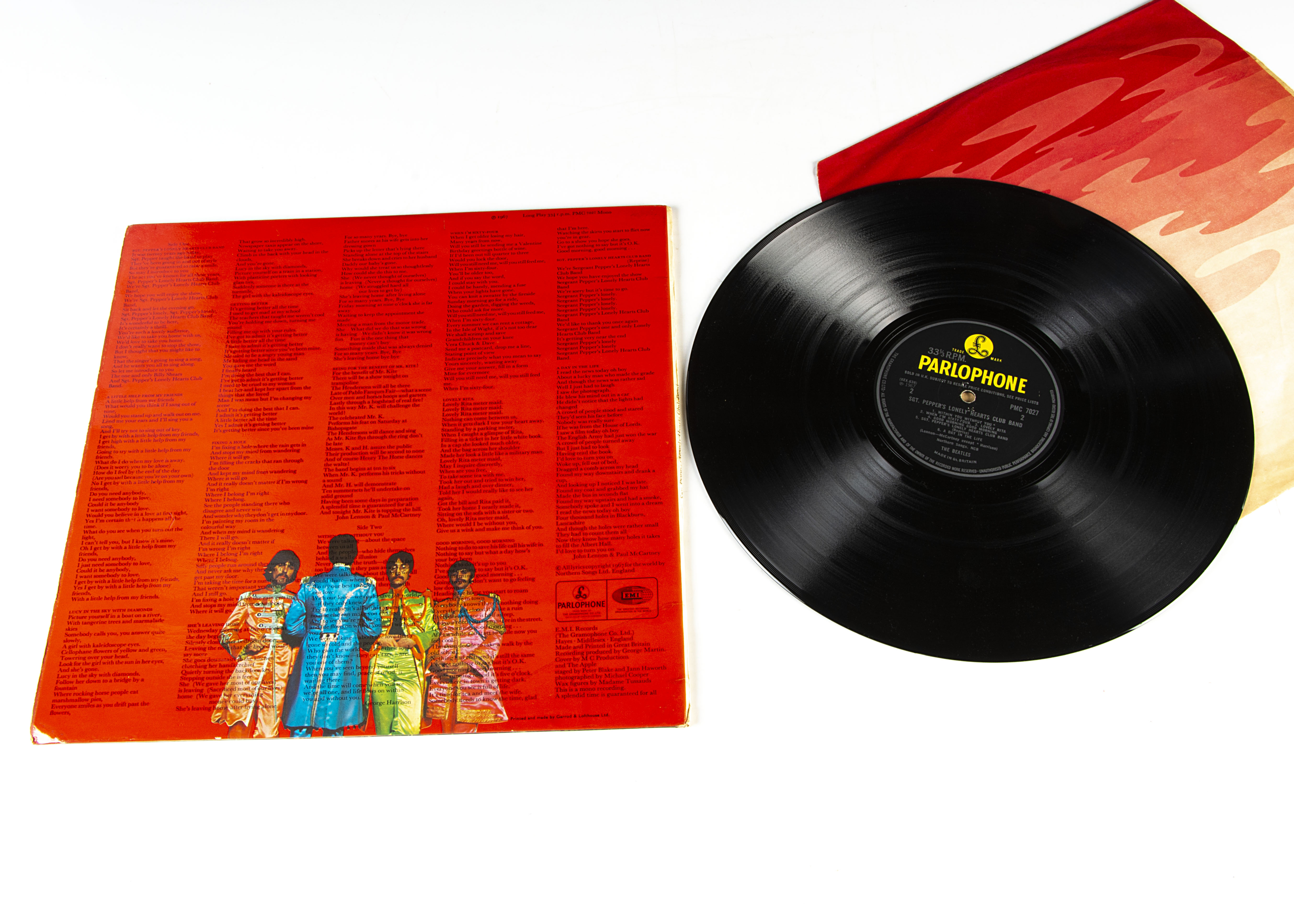 The Beatles LP, Sgt Pepper LP - Original UK Mono release 1967 on Parlophone (PMC 7027) - Laminated - Image 2 of 2