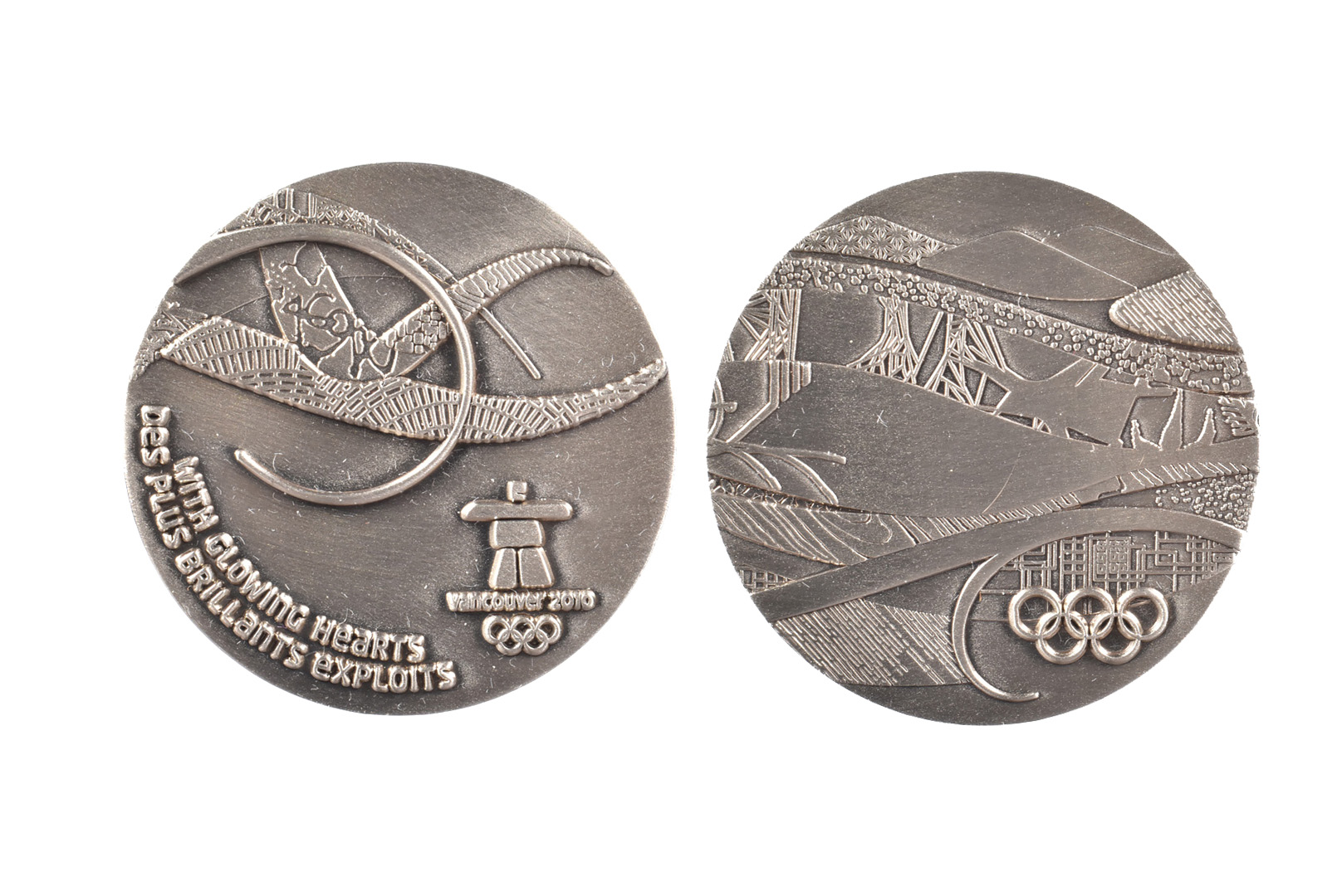 2010 Vancouver Winter Olympic Volunteers Participation medal, with motto 'With Glowing Hearts/Des