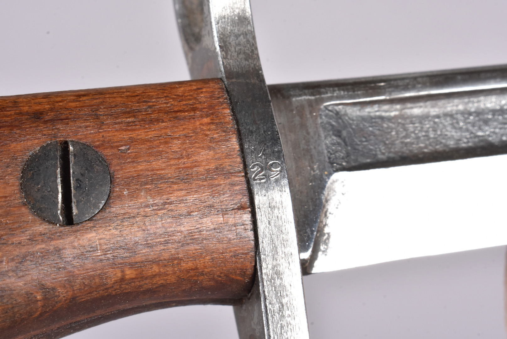 A rare British No.8 bayonet, with 20cm long blade, stamped 29 to the guard, complete with - Image 2 of 4