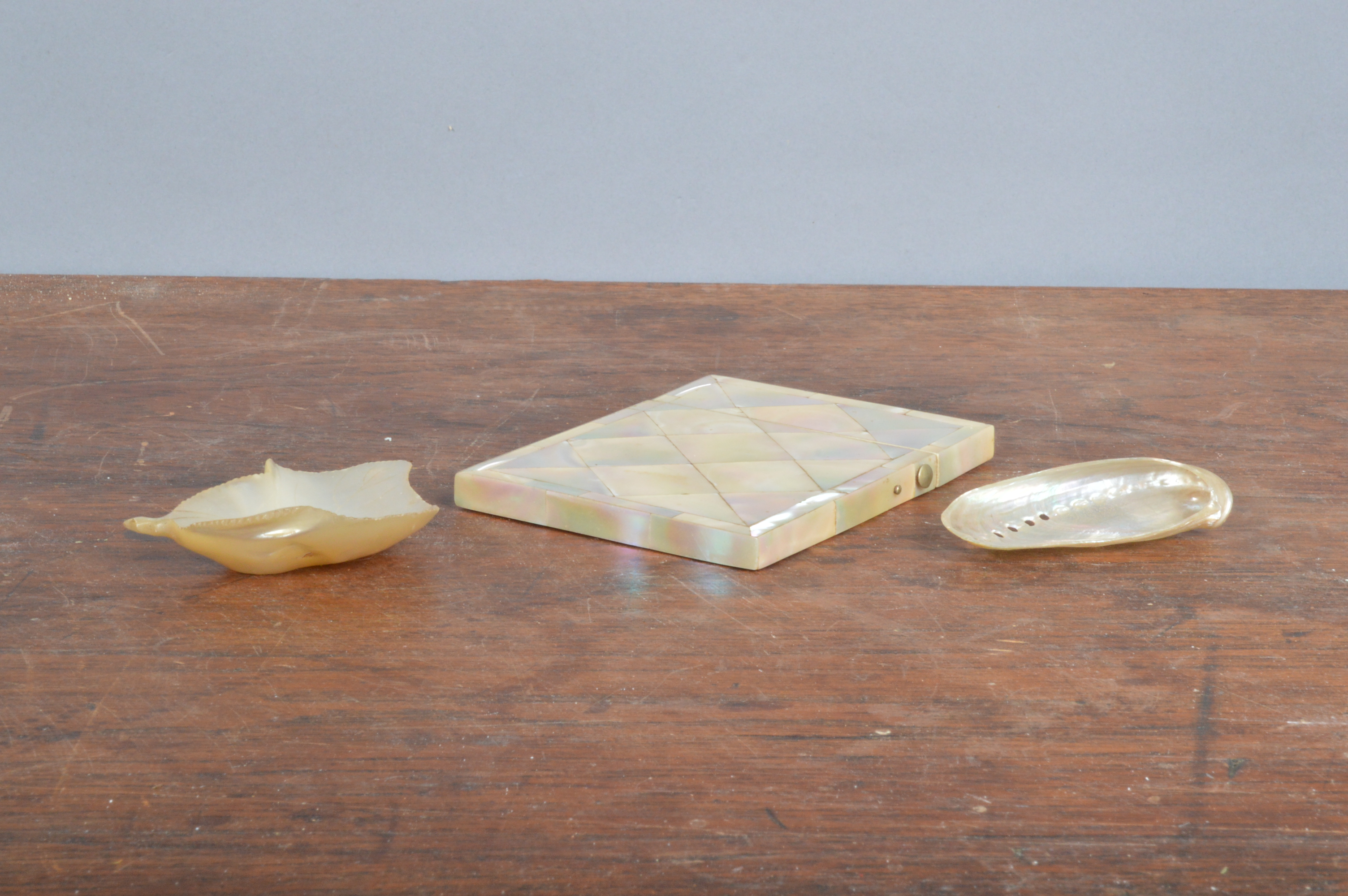 A small group of 19th century mother of pearl items, to including a calling card case with hinged - Image 2 of 2