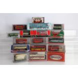 1:76 Scale Vintage and Modern Buses, all boxed/cased, single deck models, Britbus AS2-01 AEC Swift