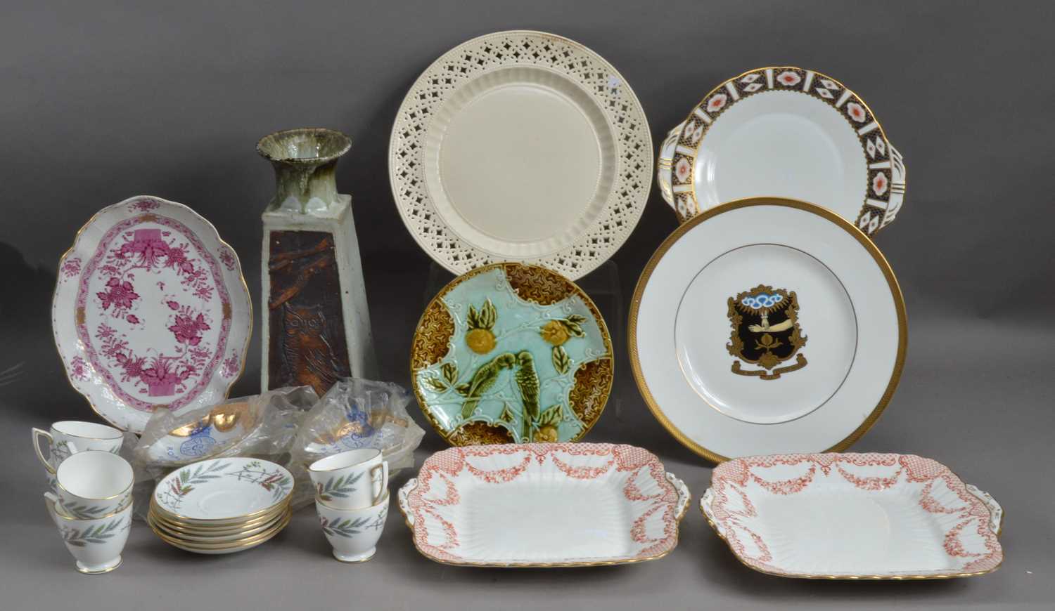 A collection of British and European ceramics and pottery,