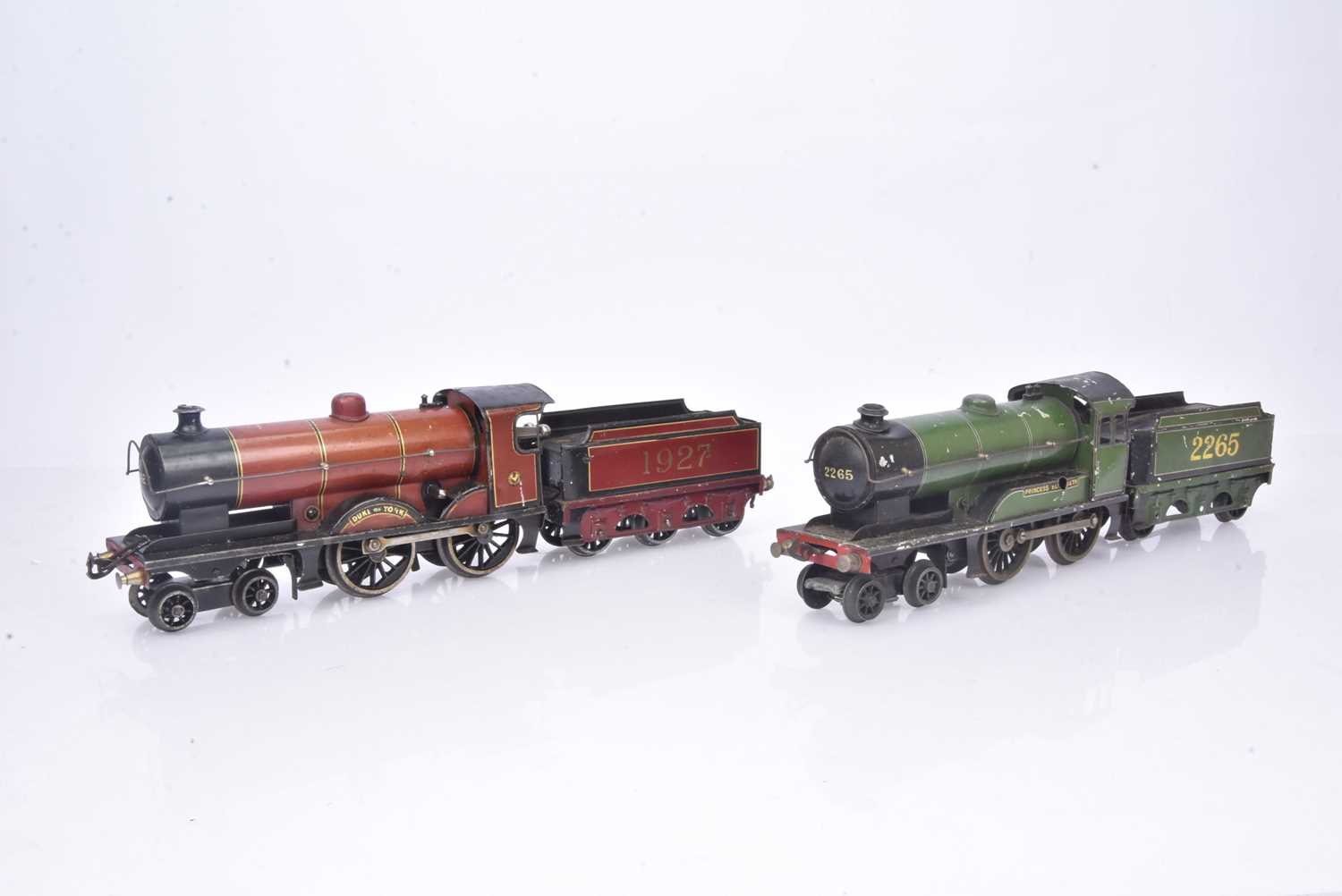 Bassett-Lowke 0 gauge clockwork 4-4-0 Locomotives and Tenders,