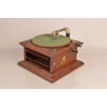 Hornless gramophone,