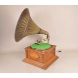 Horn gramophone