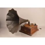 Horn gramophone