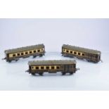 Three Hornby 0 Gauge No 2 Special Pullman Cars for restoration or spares (3),