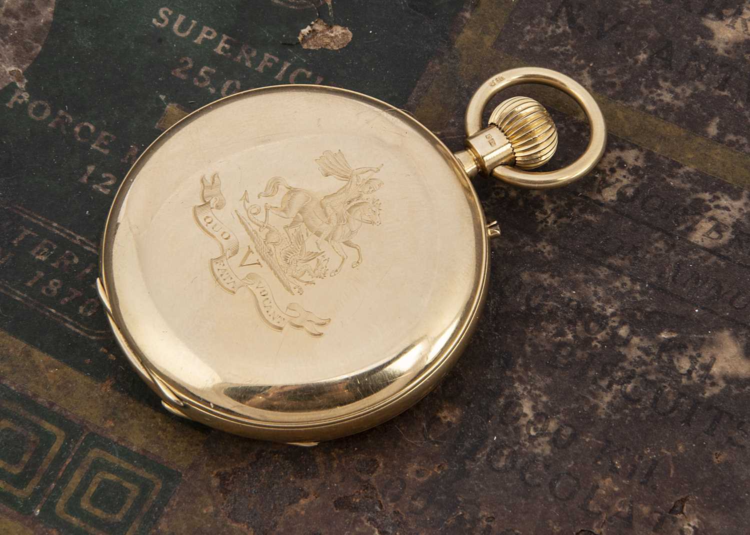 An early 20th century full hunter 18ct gold pocket watch from Goldsmiths & Silversmiths,