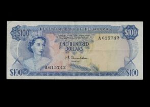 Bahamas 100 Dollars banknote,