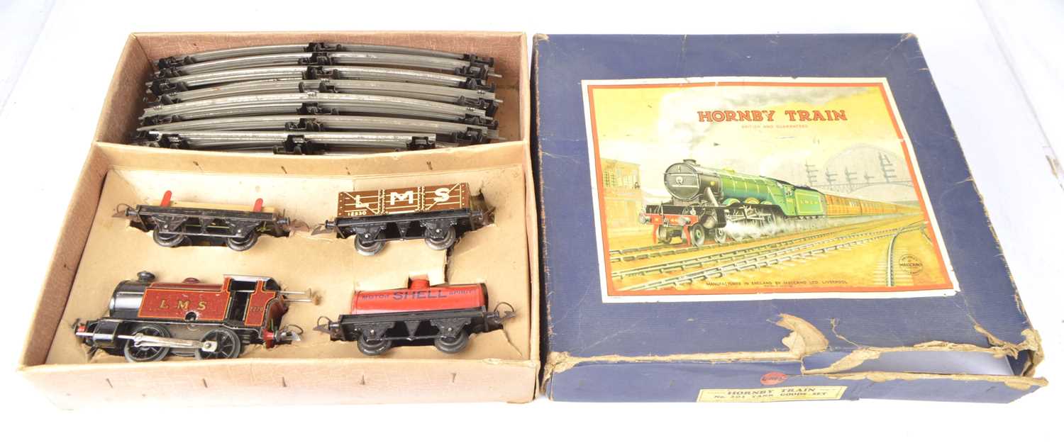 Hornby 0 Gauge clockwork Train Sets (3), - Image 2 of 3