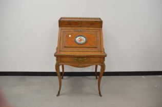 An early 20th century French kingwood bureau,