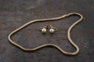 A 9ct gold fine snake linked necklace,