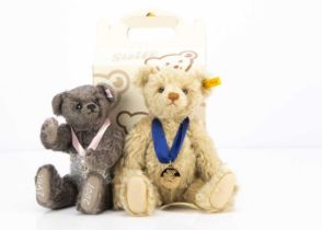 A Steiff limited edition Royal Diamond Wedding teddy bear