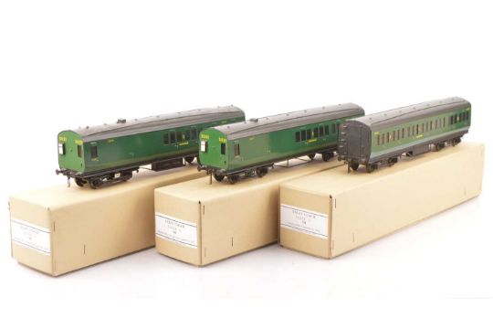 Restored Exley SR green EMU 3-Car Set,