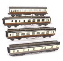 Exley 0 Gauge GWR chocolate and cream Suburban and Corridor and Brake Coaches and Full Guards/Luggag