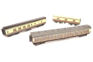 Exley and kit/scratchbuilt 0 Gauge Coaches and Luggage Van,