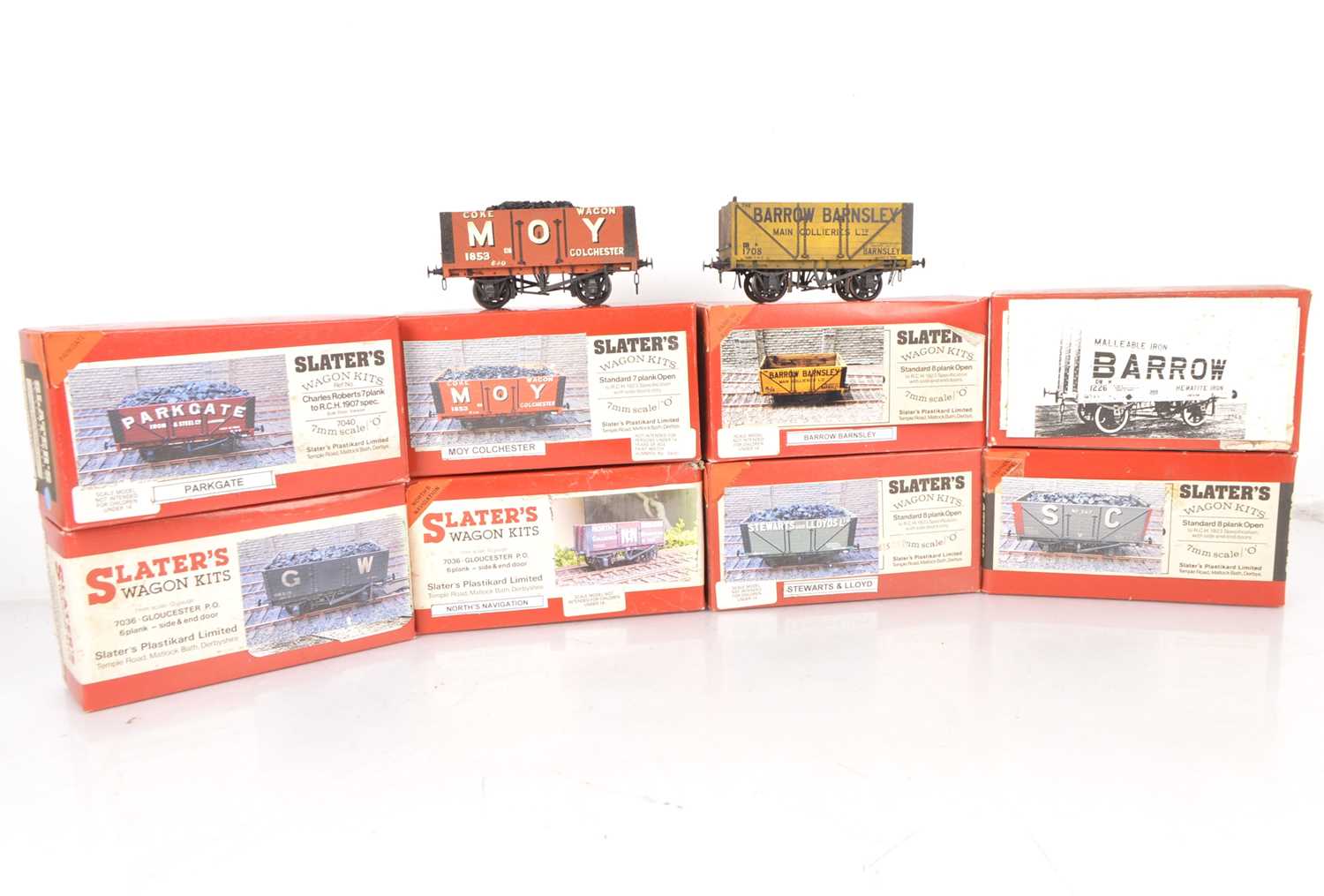 Peco N Gauge Goods Wagons, a cased collection, NR 300 ore wagons (6