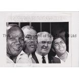 JOE LOUIS AUTOGRAPH A 10" X 8" b/w Press photo 20/5/1965 of Walcott, Louis, Braddock and Clay with a