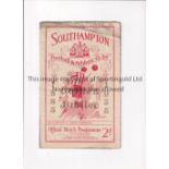 1935 SOUTHAMPTON V TOTTENHAM HOTSPUR Programme for the league game at The Dell on 23/11/35. Slight