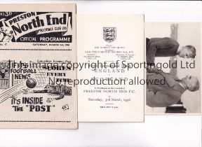 CHRIS CROWE COLLECTION The following 5 lots belonged to a footballer that was born in Scotland and