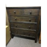 No Reserve - A solid oak chest of drawers fitted w