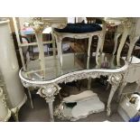 No Reserve - A kidney shaped rococo style dressing