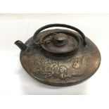 No Reserve - A Japanese copper kettle with raised