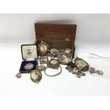 Assorted jewellery including small Victorian pictures, pins. A Carreras tobacco manufacturers