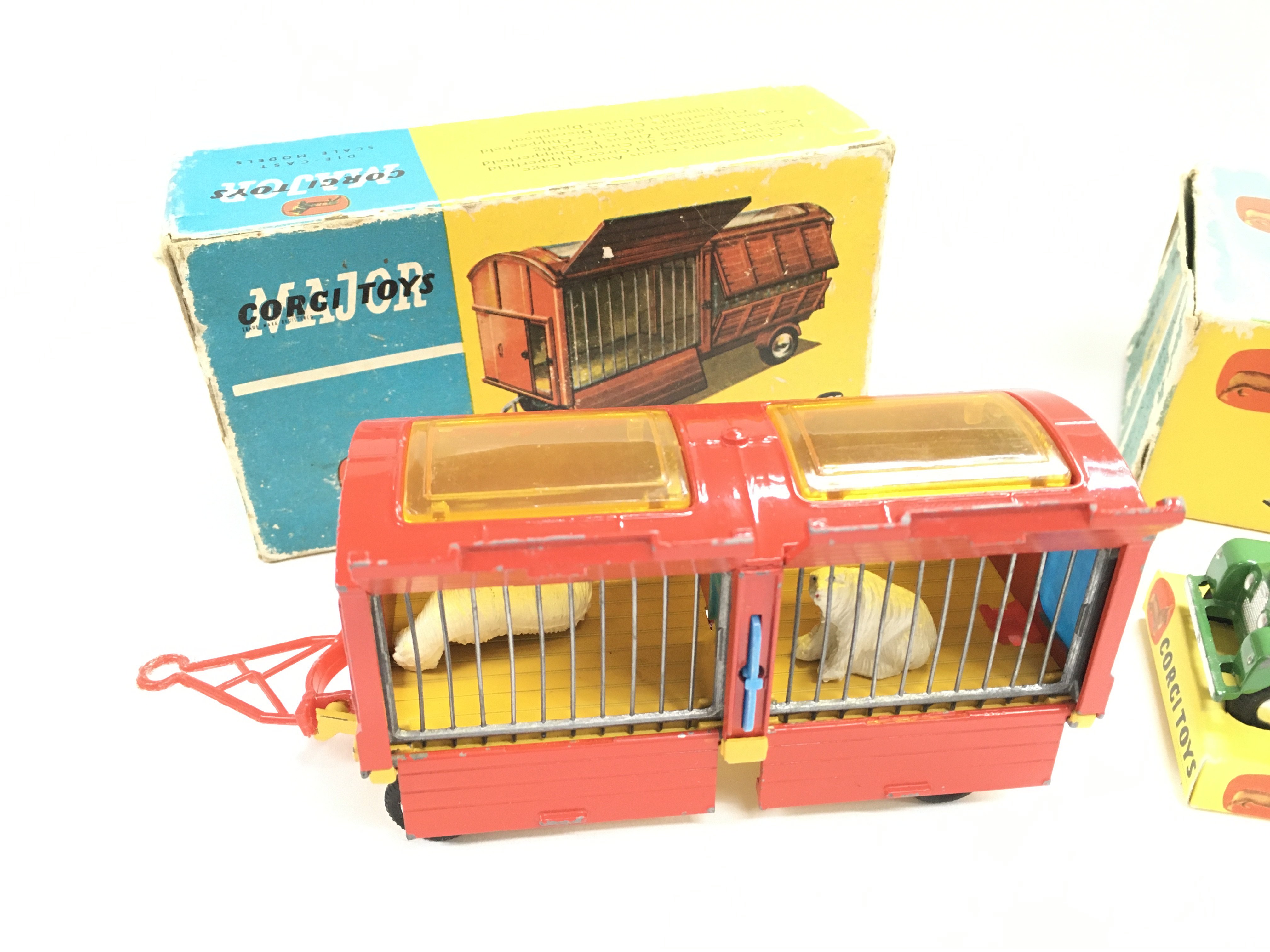 A Boxed Corgi Chipperfeilds Circus Animal Cage #11 - Image 2 of 3