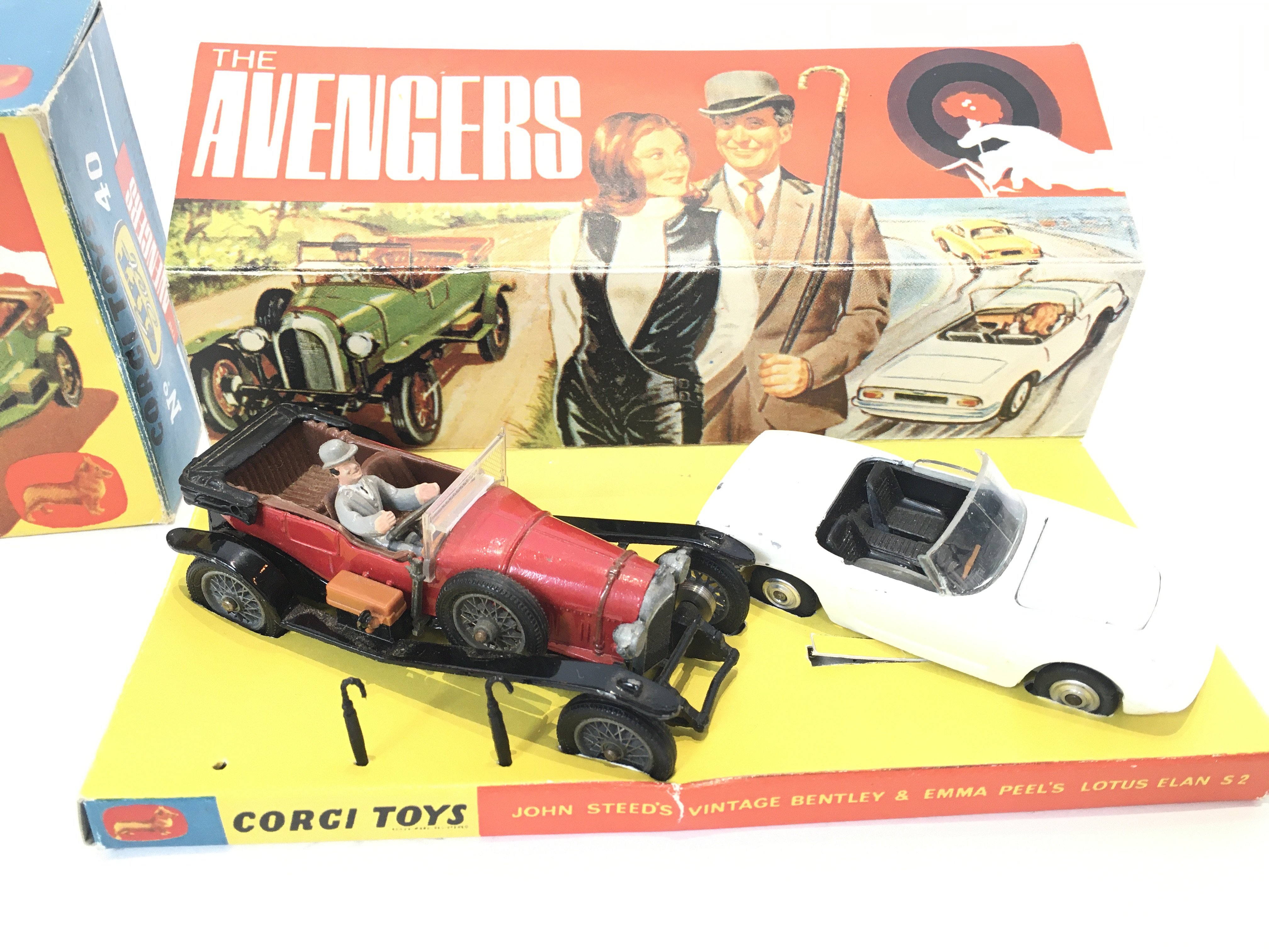 A Boxed Corgi The Avengers Gift Set 40. (1 Umbrell - Image 3 of 3