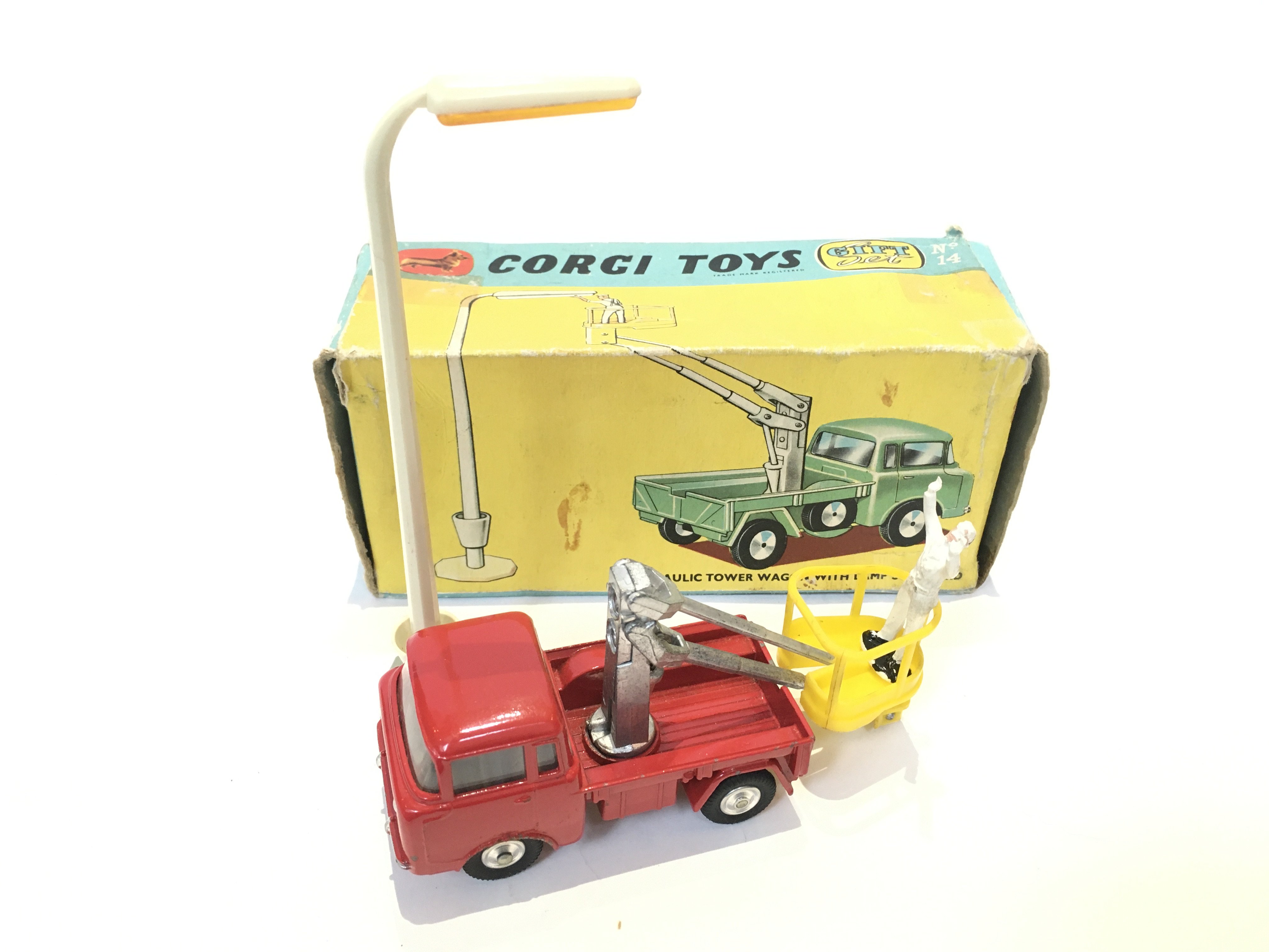 A Boxed Corgi Gift Set #14 Hydraulic Tower Wagon W