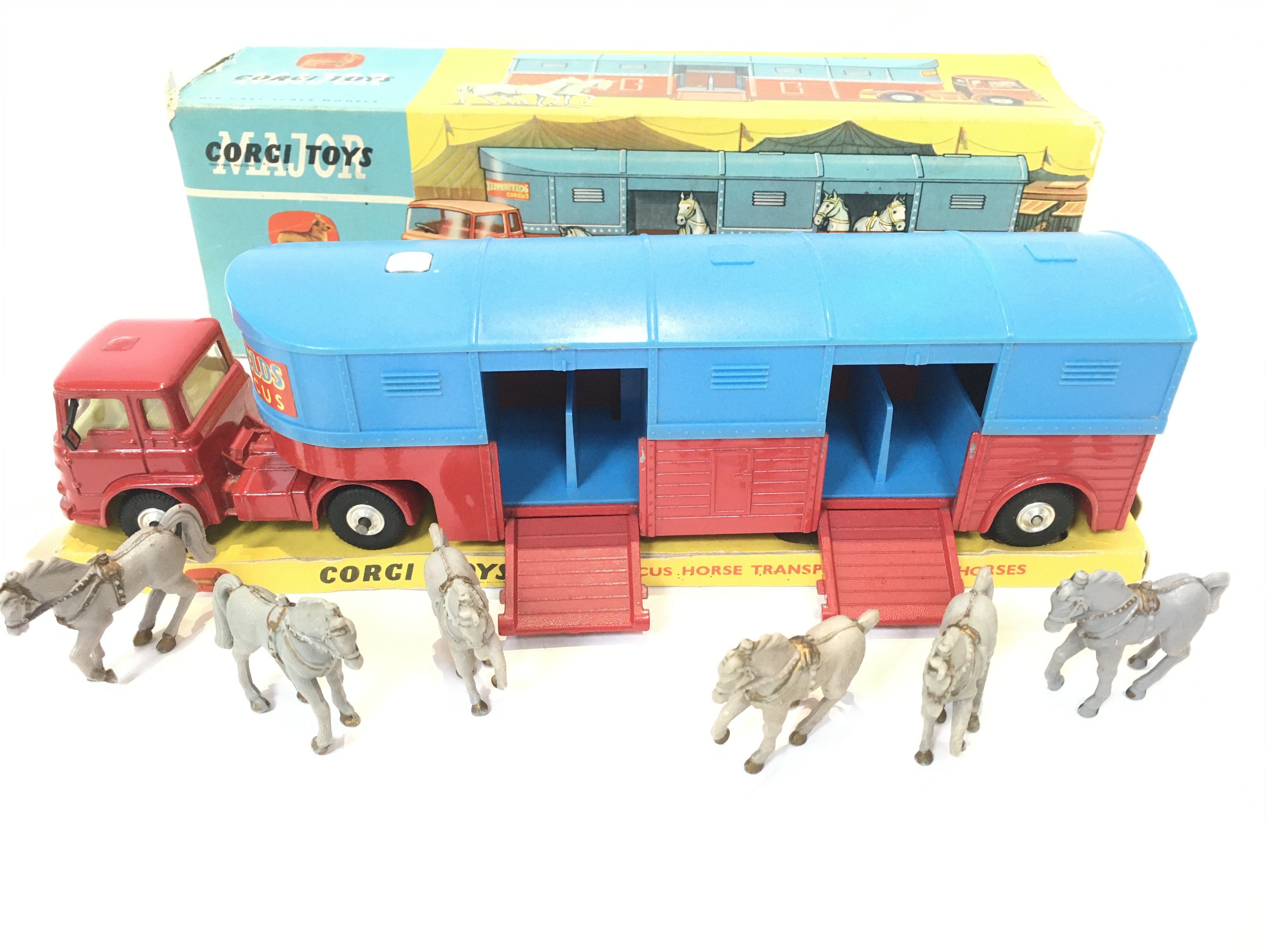 A Boxed Corgi Circus Horse Transporter With Horses - Image 2 of 4